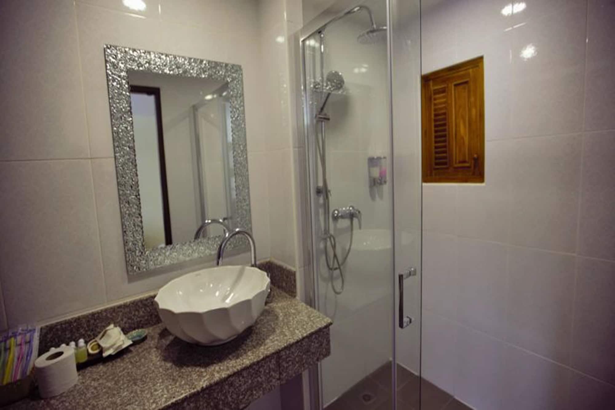Md Boutique Hotel